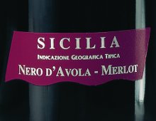 etichetta del nero d'avola - merlot