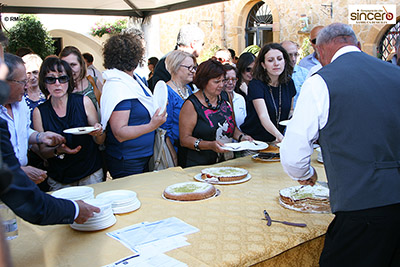 pubblico alla degustazione