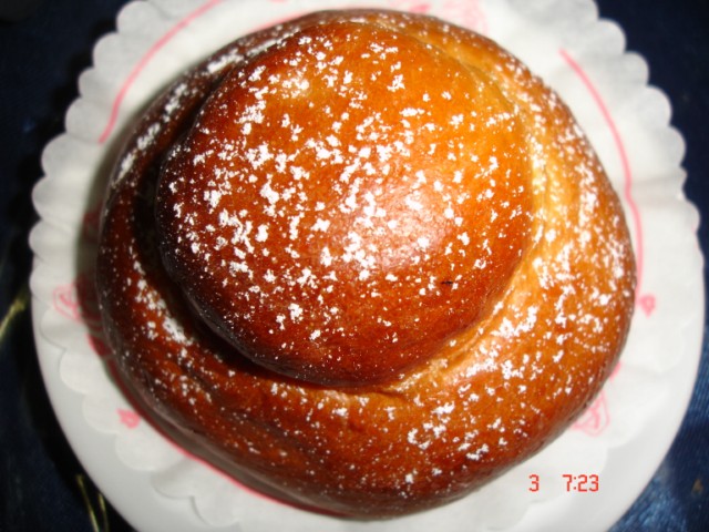 brioche catanese col tuppo