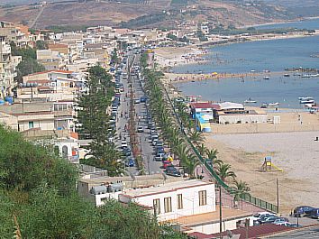 lungomare di seccagrande, foto di Figiu da Wikipedia