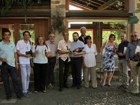 foto di gruppo dei presidenti delle compagnie comunali