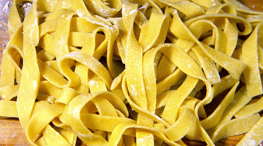 fettuccine-alla-papalina