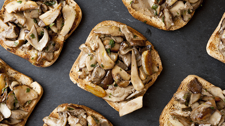 Bruschetta con funghi porcini