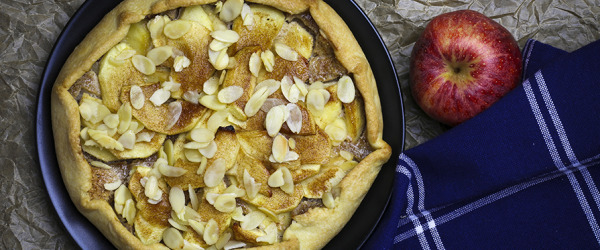 crostata-di-mele-con-crumble-di-mandorle