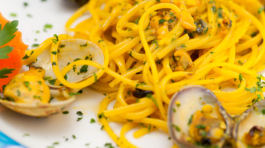 Spaghetti alle vongole con purea