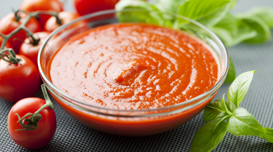 passata di pomodoro fatta in casa