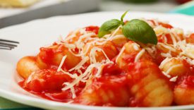 gnocchi al sugo di datterini