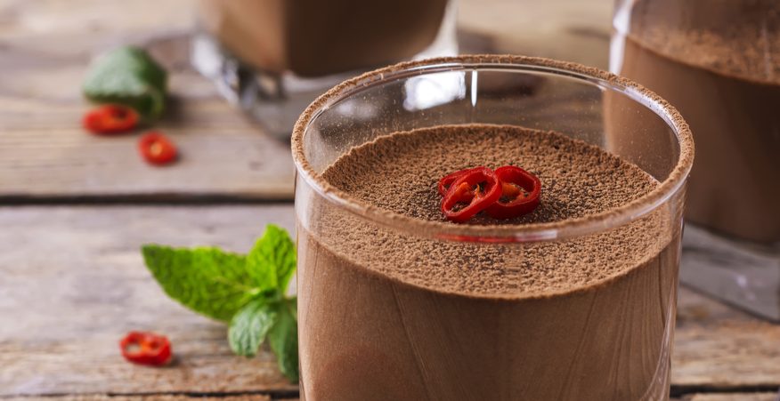 mousse di cioccolato al peperoncino