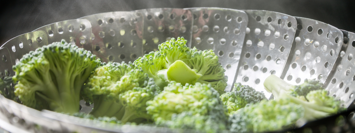 Come cucinare al vapore senza vaporiera elettrica